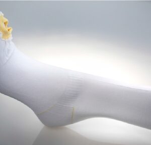 Anti-embolism Stocking UltraCARE Knee High X-Small / Regular White Inspection Toe
