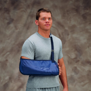 Arm Sling DeRoyal Buckle Closure / Adjustable Strap Child Size