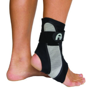 Ankle Support Aircast A60 Large Strap Closure Male 12 and Up / Female 13-1/2 and Up Left Ankle